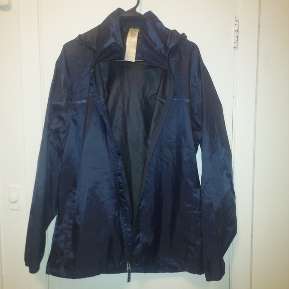 💥3/$25💥 Quechua Rain Coat Jacket Lightweight Windbreaker size M - Picture 2 of 4